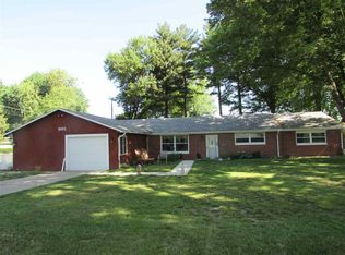 1002 E Wood Ln, Terre Haute, IN 47802
