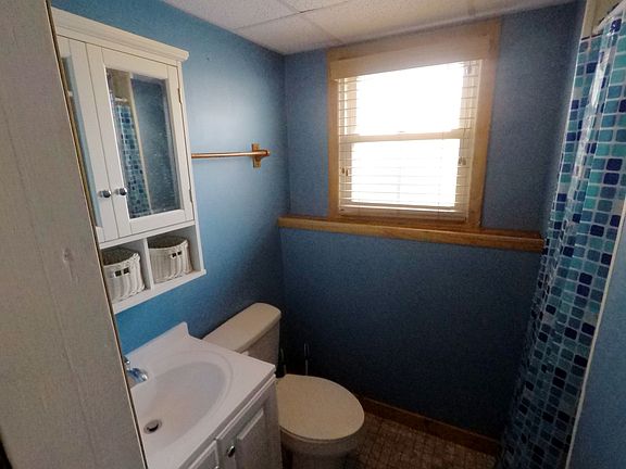 2nd image of 332 Normandy Ln