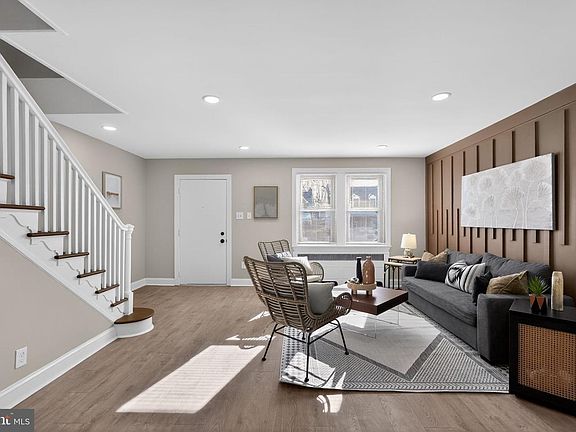 5th image of 321 E Gorgas Ln