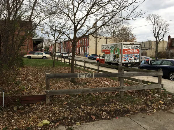 1301 W Butler St, Philadelphia, PA 19140