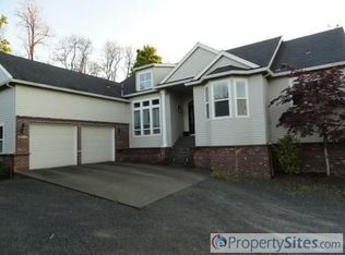 11401 NW Skyline Blvd, Portland, OR 97231