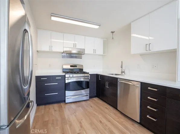 1381 S Walnut St, Anaheim, CA 92802