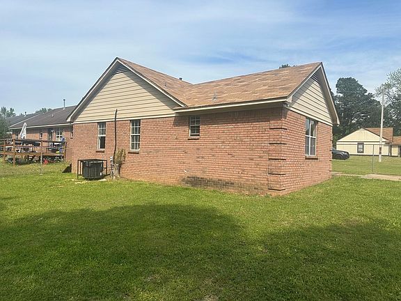 3rd image of 4109 Knob Dr