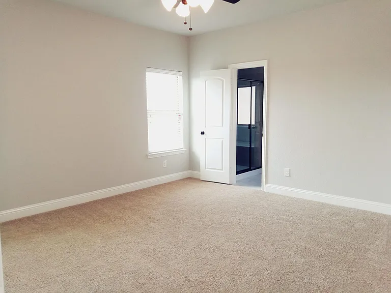 2816 Winchester Ave — Photo 12