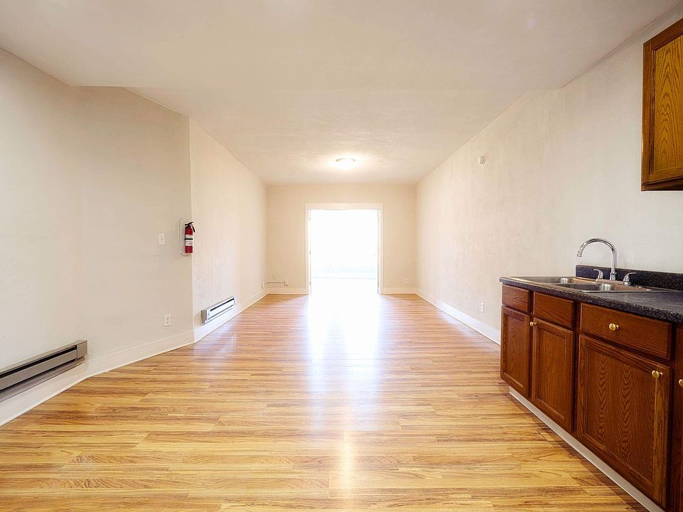 1st image of 1338 Portage St APT 21