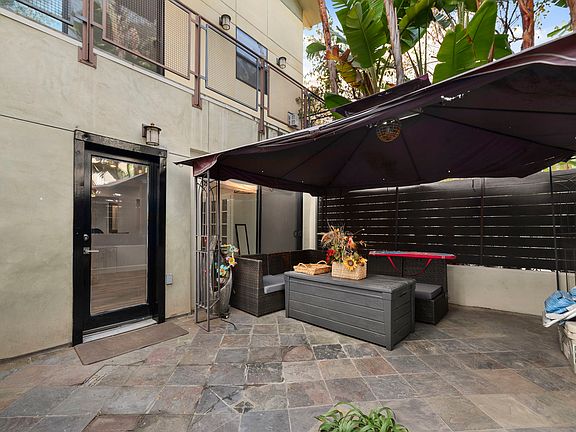 5th image of 954 15th St Unit 101