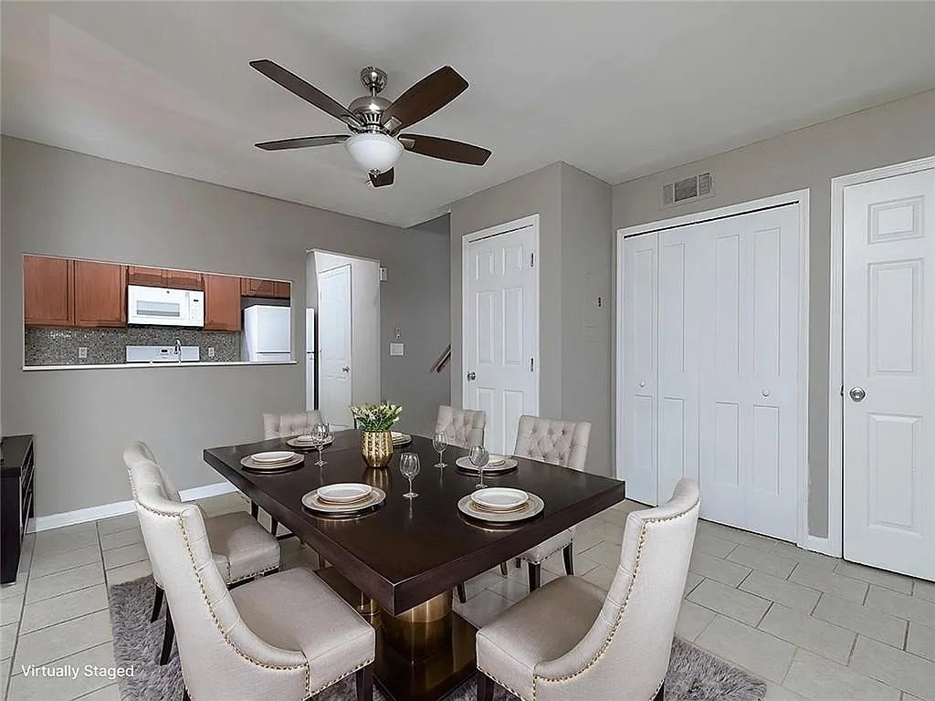 2 bed, 2.5 bath, 1419 sqft, $1,795 — Photo 4