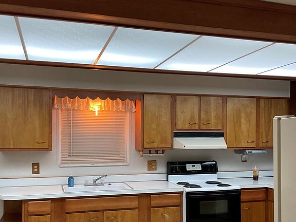 5th image of 2134 Snead Cir
