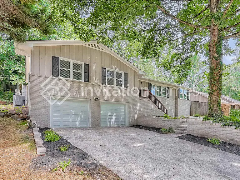 2846 Cedarbrook Dr — Photo 1