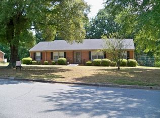 703 Engleman Ave, Burlington, NC 27215