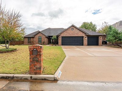 1309 Nottingham Cir, Shawnee, OK, 74804