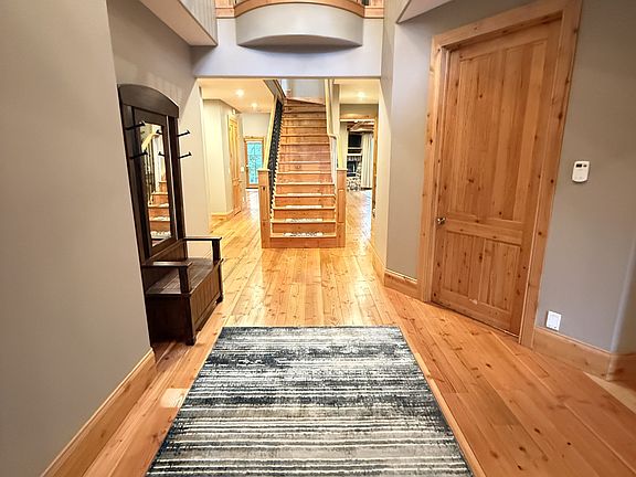 4th image of 606 E Holly Haven Cir