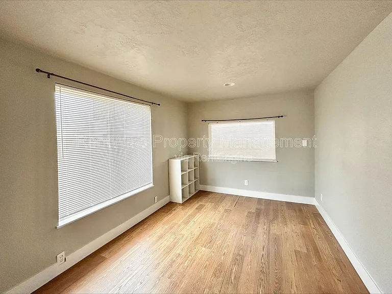 3424 Clay St #3 — Photo 7