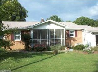 801 Stokesburg Rd, Walnut Cove, NC 27052