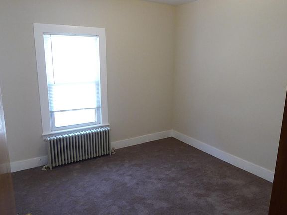 Bedroom 2, brand new carpet