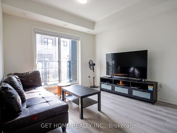 4th image of 3415 Ridgeway Dr #5