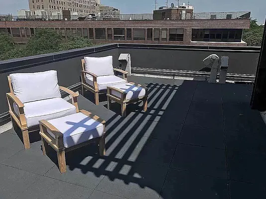 Rented by Tapiro Realty | media 13