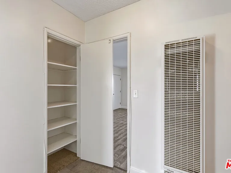 5117 Crenshaw Blvd #7 — Photo 20