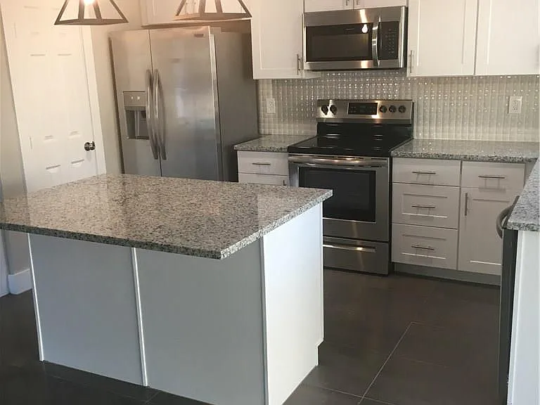 1531 Camelia Dr — Photo 5