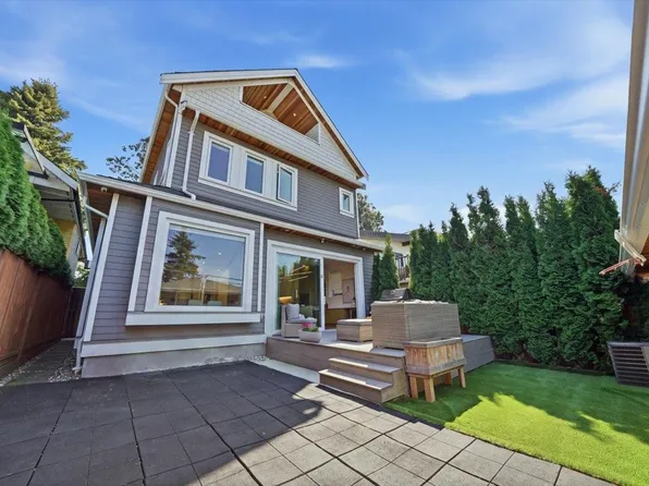 2137 E 2nd Ave, Vancouver, BC V5N 1E2