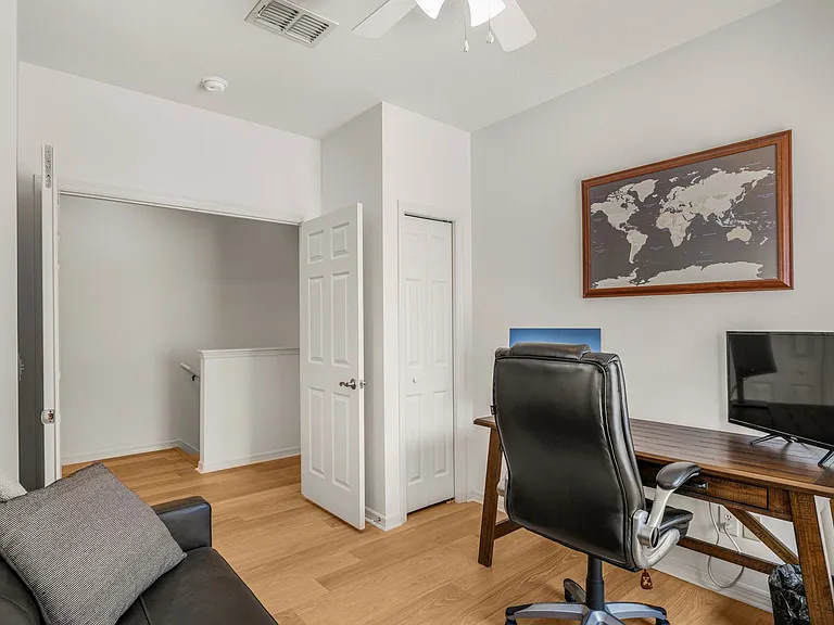 1602 W Spring Meadow Loop — Photo 16