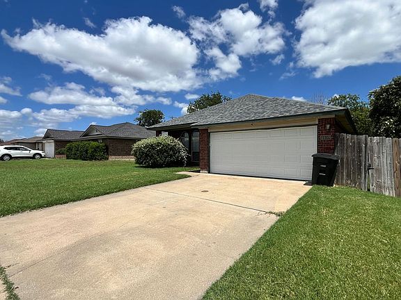 2nd image of 4608 Ledgestone Dr