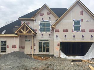 811 Stovers Gln, Murfreesboro, TN 37128