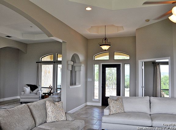 4th image of 568 Breathless View St