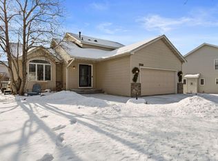 259 Pendryn Hill Cir, Woodbury, MN 55125