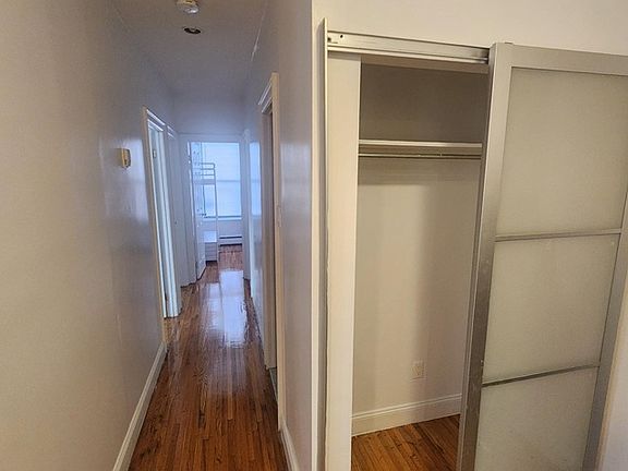 4th image of 157 W 106th St Floor 5