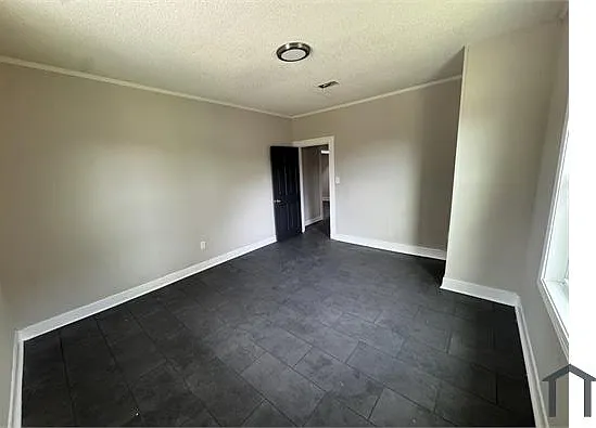 2760 Lola Ave — Photo 7