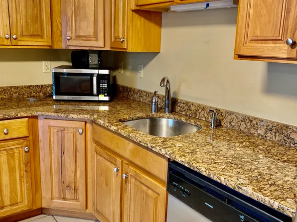 81 Brainerd Rd, Allston, MA