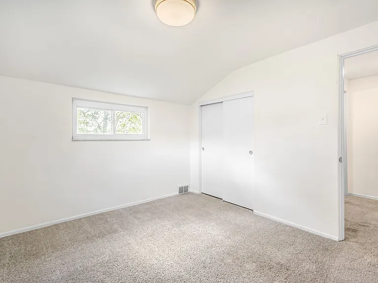 2126 Fairland St — Photo 14