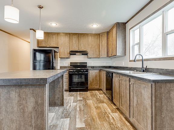 5th image of 714 Mill St #3
