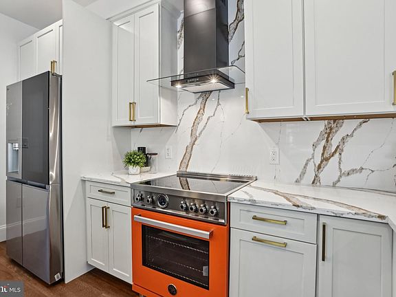 4th image of 322 56th St NE