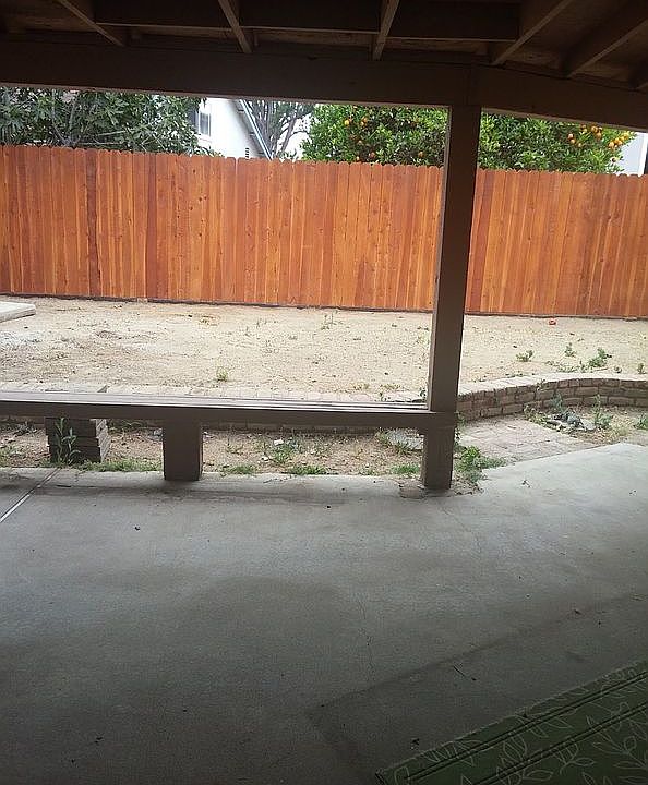 2nd image of 20332 Runnymede St