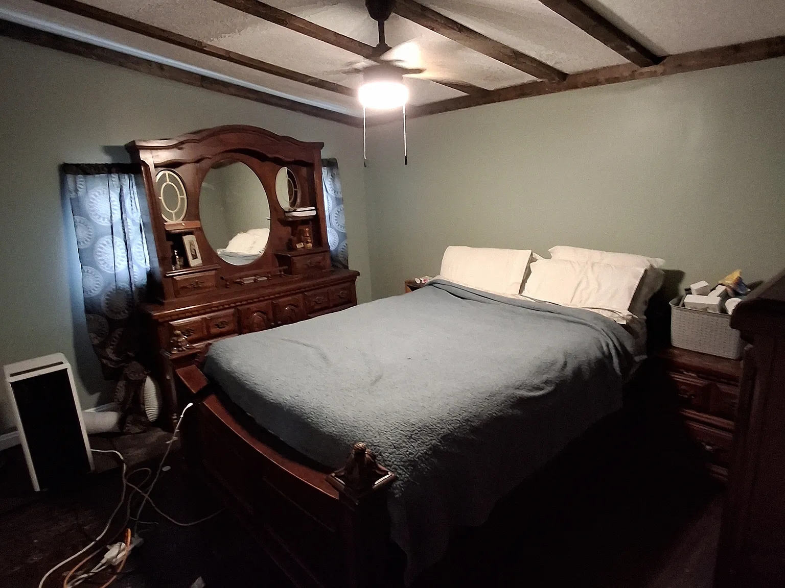 2 bed, 2200 sqft, $1,250 — Photo 2