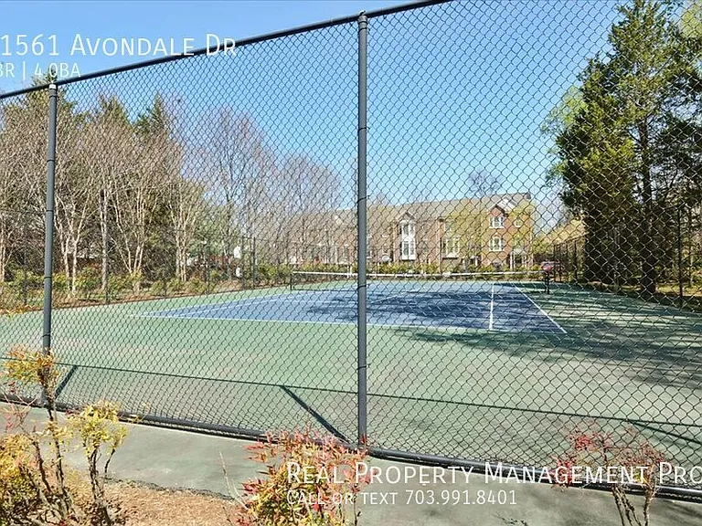 11561 Avondale Dr — Photo 39
