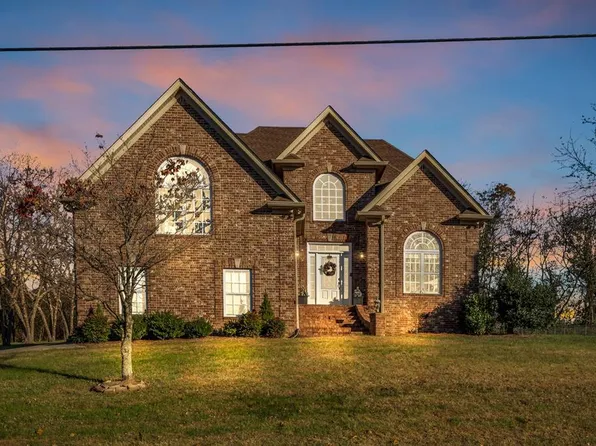 1903 Summer Lk, Mount Juliet, TN 37122