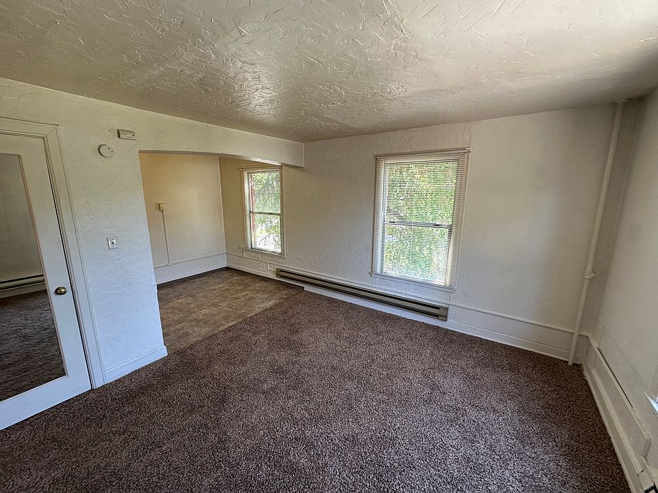 Living area with closet