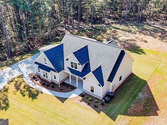 3rd image of 1544 English Rd
