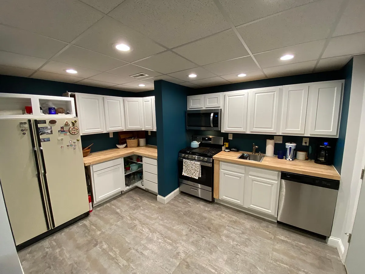 View of the kitchen - 5589 Jonquil Ln #BASEMENT