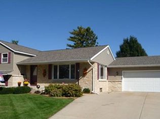 916 Water St, Lomira, WI 53048