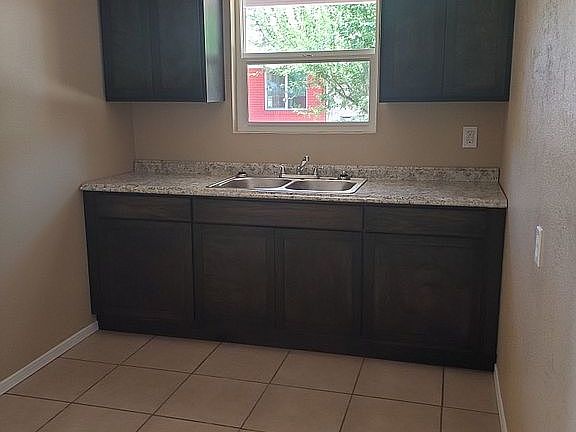 2nd image of 3917 Flory Ave APT 4