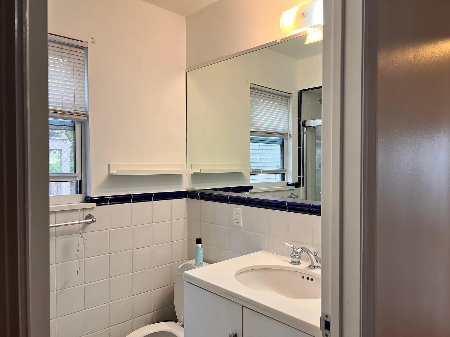 3 bed, 1600 sqft, $3,000 — Photo 4