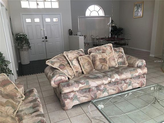 4th image of 8225 Danbury Ln