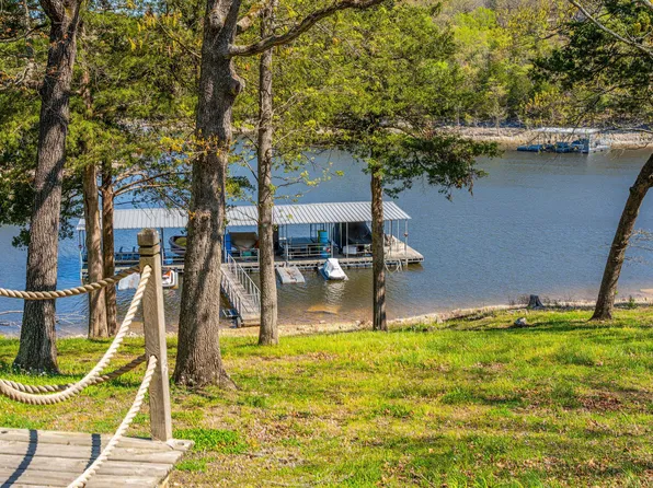 99 Shady Place Lane, Blue Eye, MO 65611