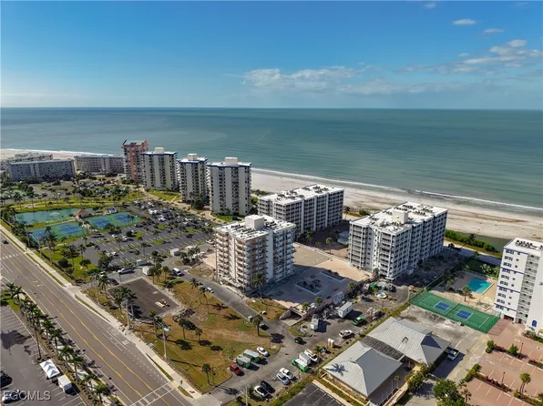 7148 Estero Blvd APT 820, Fort Myers Beach, FL 33931