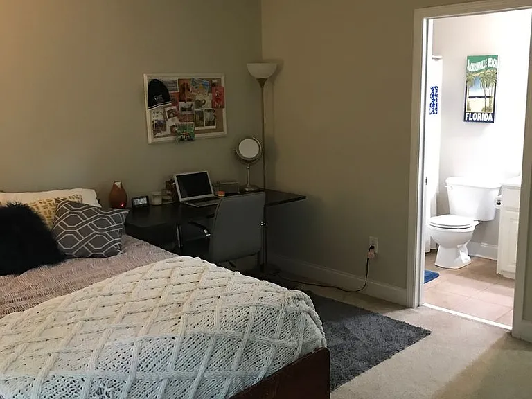 460 Barnett Shoals Rd #B3 — Photo 23