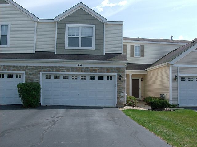 1st image of 1932 Cobblestone Dr
